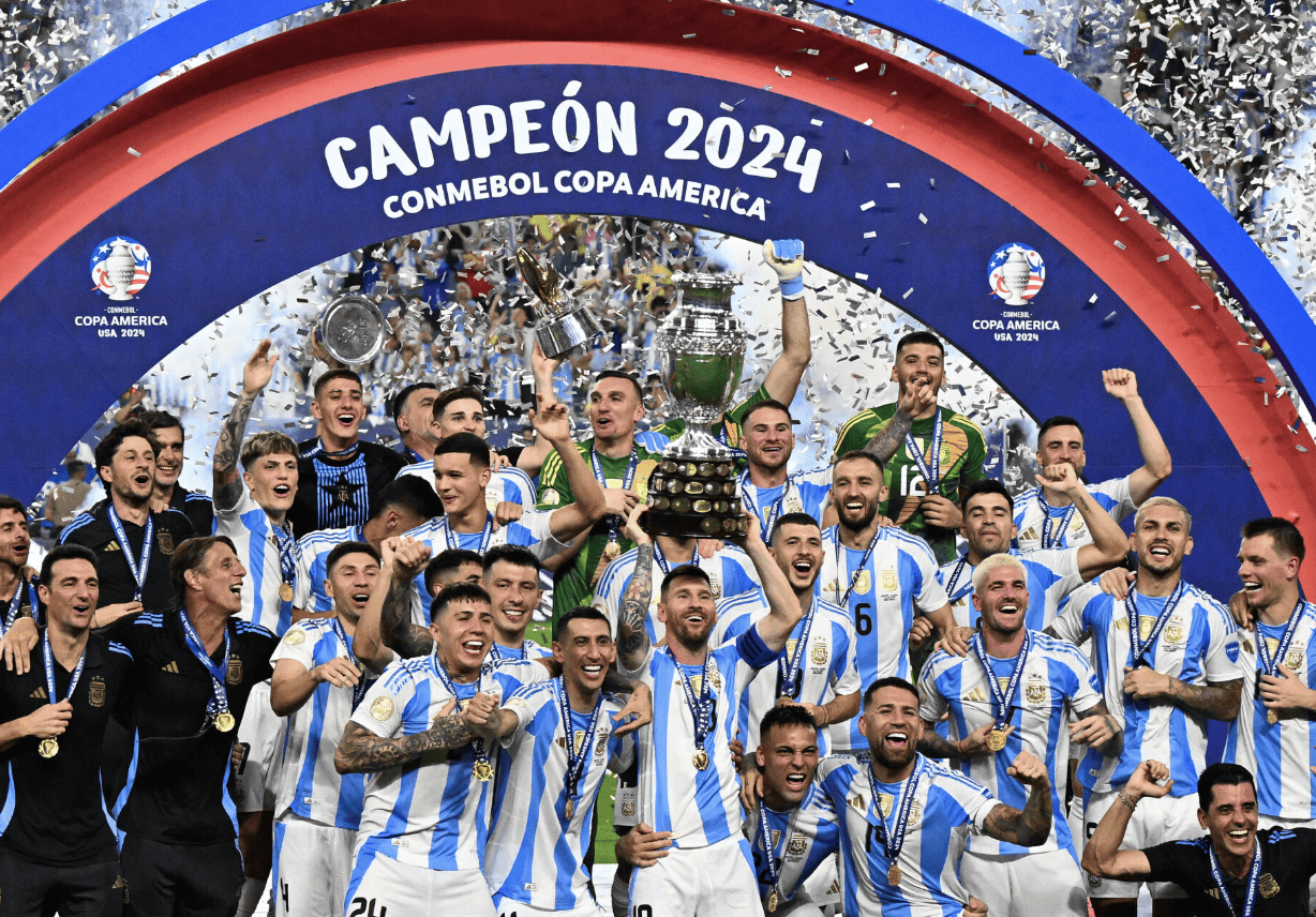 美洲杯决赛阵容曝光，阿根廷队盯准巴西队