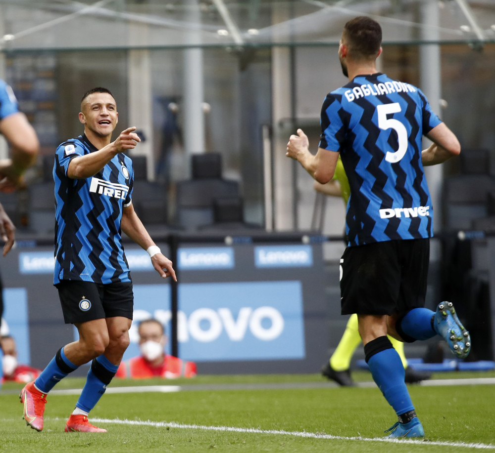 包含桑普多利亚主场逼平帕尔马，保持不败纪录的词条